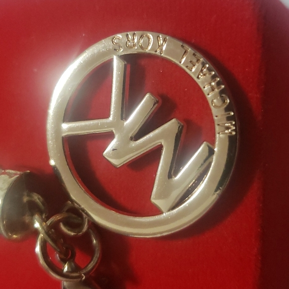 MK Bracelet - Picture 4 of 6